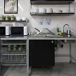 Hostal Ganbara - Self Check In Bilbao