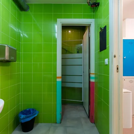 Hostel Ganbara - Self Check In *