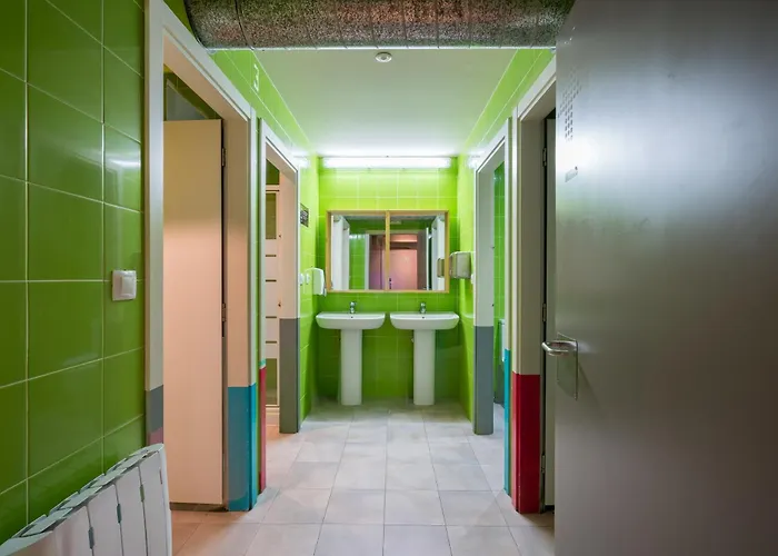 Ganbara - Self Check In Більбао