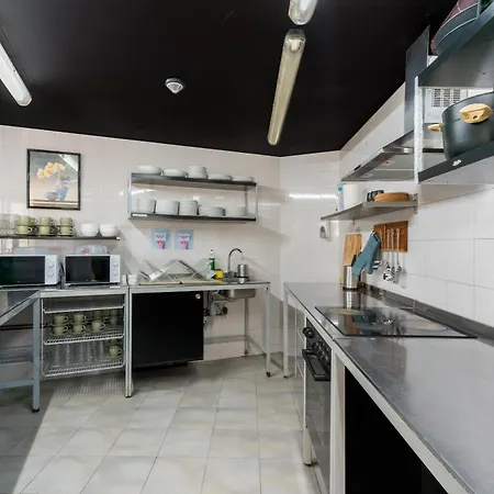 Ganbara Hostel