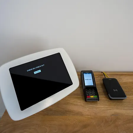 Ganbara - Self Check In Hostel