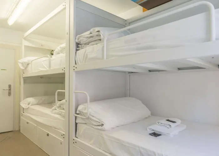 Ganbara - Self Check In Hostal